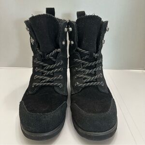 BEARPAW Alicia Suede Lace-Up Boots | Cozy Casual | Size 7M